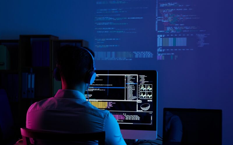 Which Backend Technologies Power High-Traffic Platforms Today?